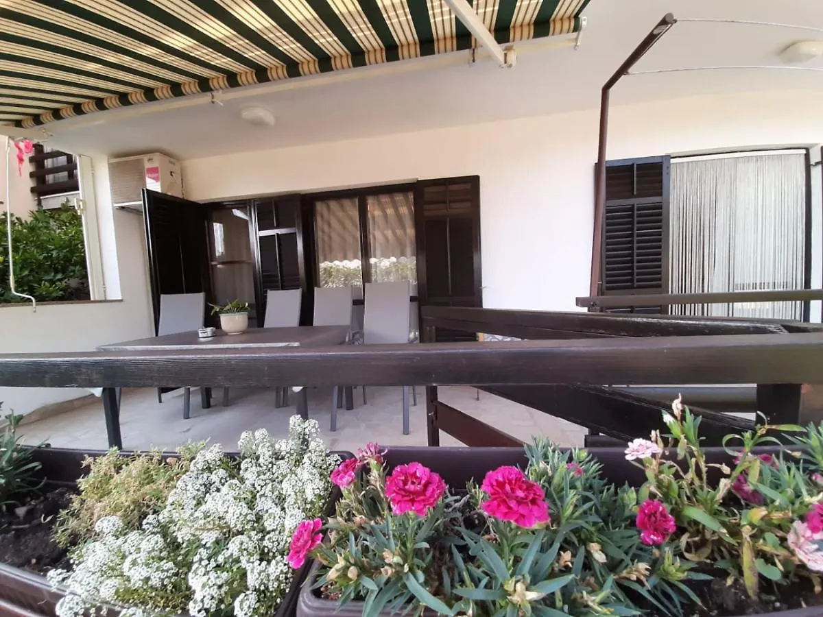 Apartman Nada I Fažana Kroatië