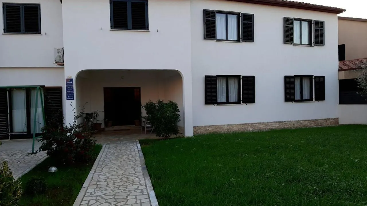 Apartman Nada I Fažana 0*,
